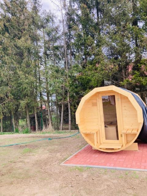 Kalinowy Sad Domki Z Jacuzzi I Sauna Mikołajki Exterior photo